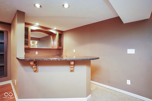 633 Savannah Drive, Greenwood, IN 46142