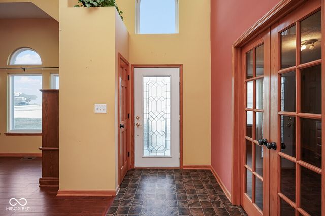 633 Savannah Drive, Greenwood, IN 46142