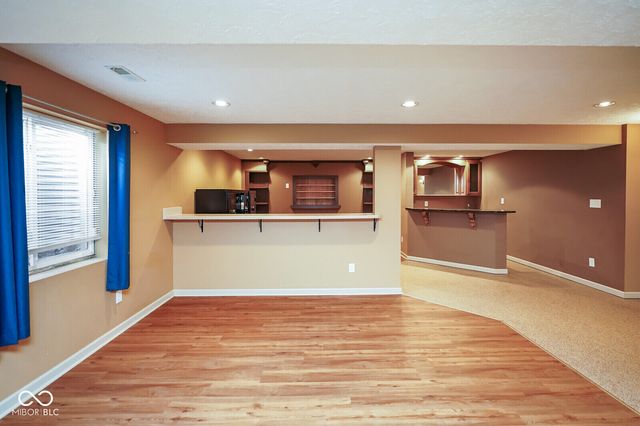 633 Savannah Drive, Greenwood, IN 46142