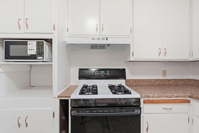 3560 Sacramento Drive, Redding, CA 96001