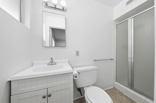 3560 Sacramento Drive, Redding, CA 96001