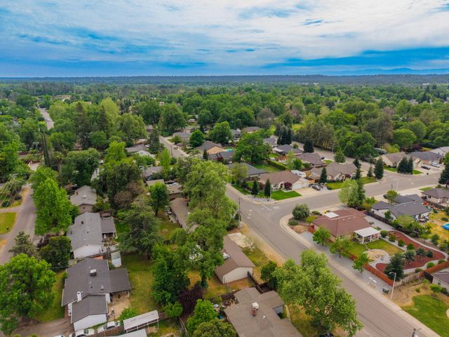 3560 Sacramento Drive, Redding, CA 96001