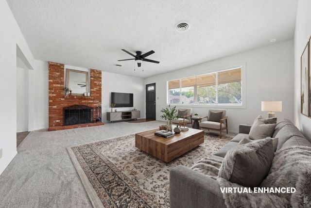 3560 Sacramento Drive, Redding, CA 96001