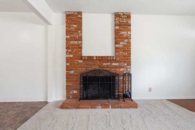 3560 Sacramento Drive, Redding, CA 96001