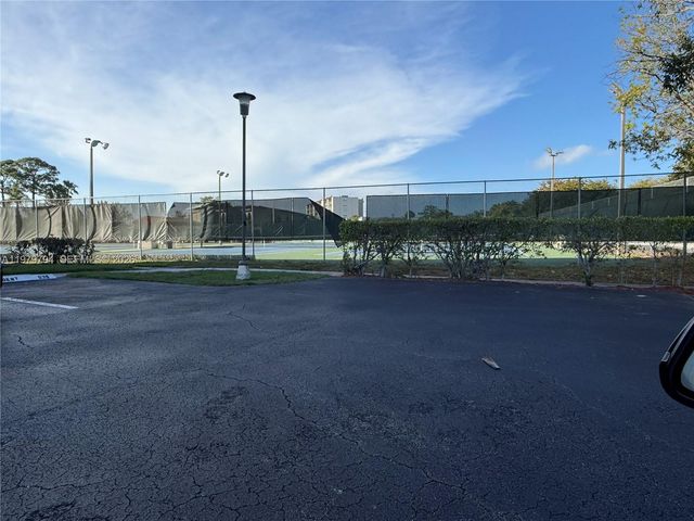 3661 Via Poinciana 206, Lake Worth, FL 33467