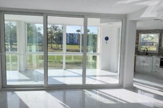 3661 Via Poinciana 206, Lake Worth, FL 33467