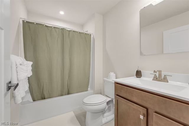 3851 Padre Pio Lane, Perry, OH 44081