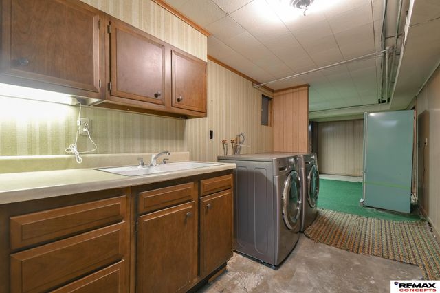 1810 S 48Th Street, Lincoln, NE 68506