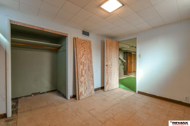 1810 S 48Th Street, Lincoln, NE 68506