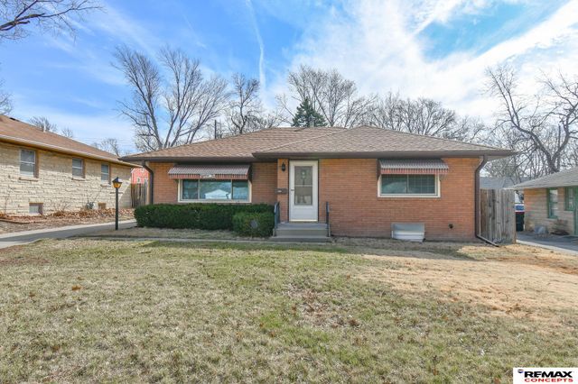 1810 S 48Th Street, Lincoln, NE 68506