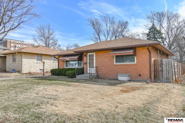 1810 S 48Th Street, Lincoln, NE 68506