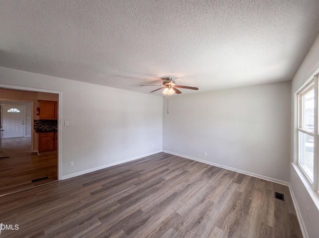 316 Bighorn Drive, Fayetteville, NC 28303