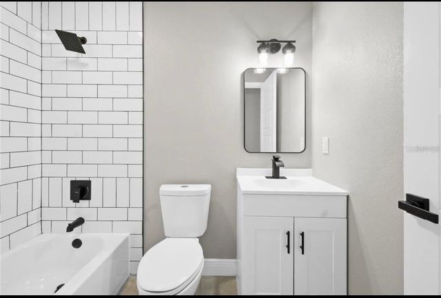 2981 CRANE AVENUE, North Port, FL 34286