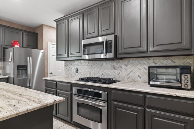 8708 Rugby Road, Irving, TX 75063