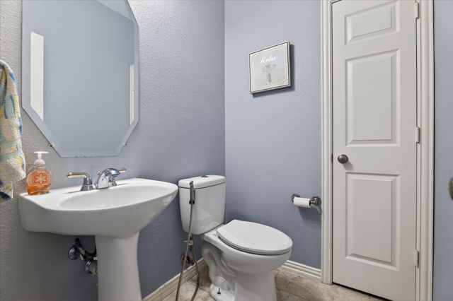 8708 Rugby Road, Irving, TX 75063