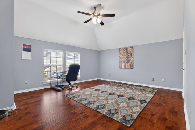 8708 Rugby Road, Irving, TX 75063