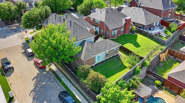 8708 Rugby Road, Irving, TX 75063