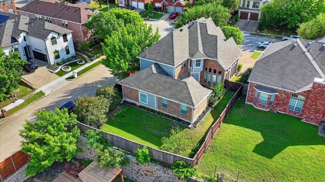8708 Rugby Road, Irving, TX 75063