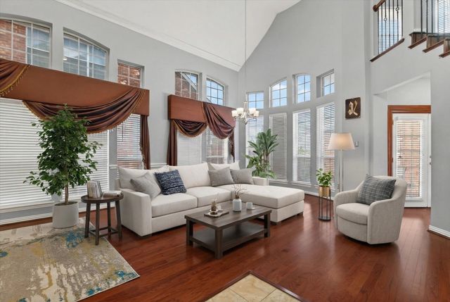 8708 Rugby Road, Irving, TX 75063