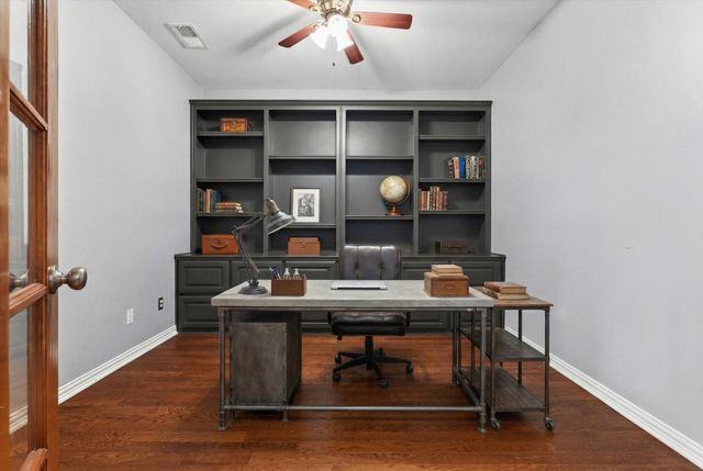 8708 Rugby Road, Irving, TX 75063