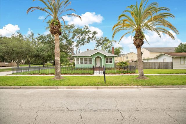 1318 S PARK AVENUE, Sanford, FL 32771