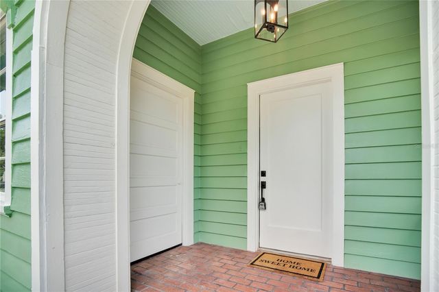 1318 S PARK AVENUE, Sanford, FL 32771