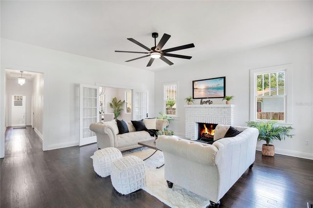 1318 S PARK AVENUE, Sanford, FL 32771