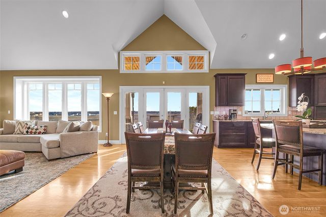 5303 Road 7.3 NE, Moses Lake, WA 98837