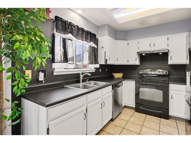 1037 Deer Creek Ln, Fort Collins, CO 80526