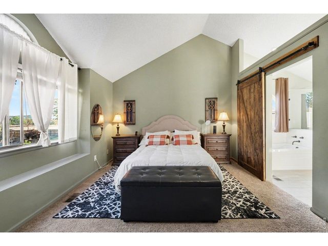 1037 Deer Creek Ln, Fort Collins, CO 80526