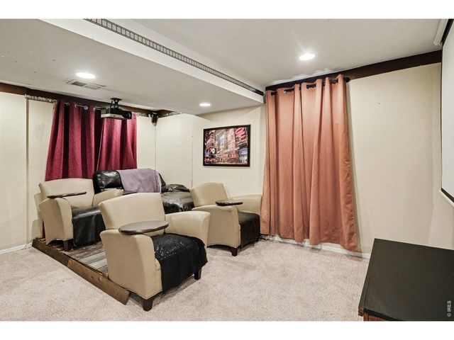 1037 Deer Creek Ln, Fort Collins, CO 80526