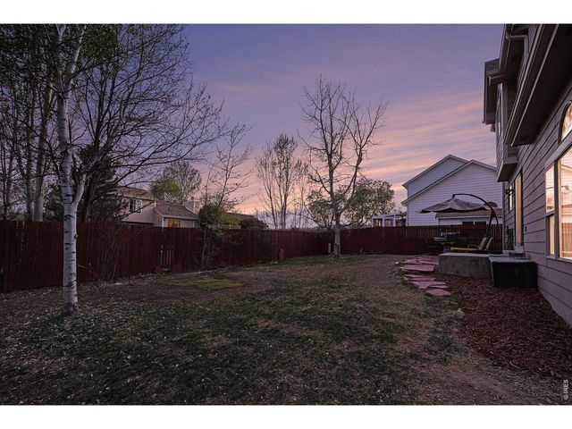 1037 Deer Creek Ln, Fort Collins, CO 80526