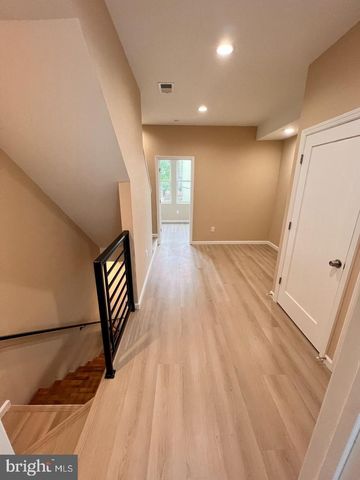 540 EDGLEY ST, Philadelphia, PA 19122