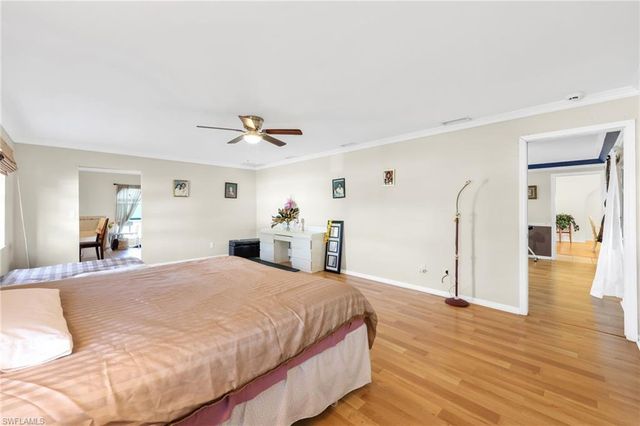 1942 SW 2nd PL, Cape Coral, FL 33991