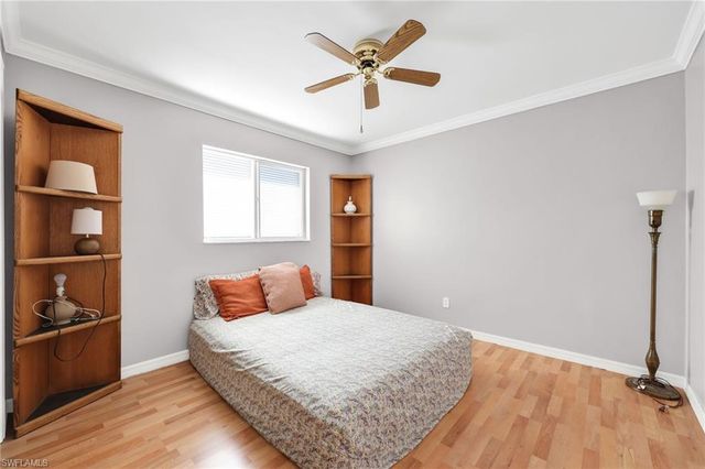 1942 SW 2nd PL, Cape Coral, FL 33991