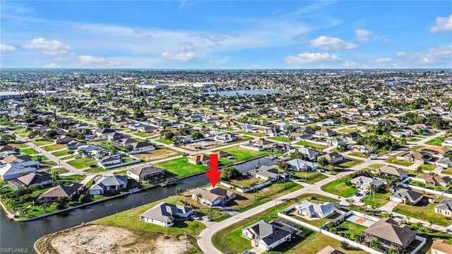 1942 SW 2nd PL, Cape Coral, FL 33991