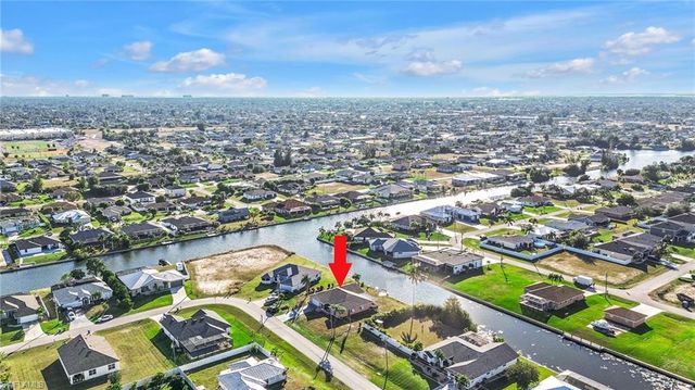 1942 SW 2nd PL, Cape Coral, FL 33991