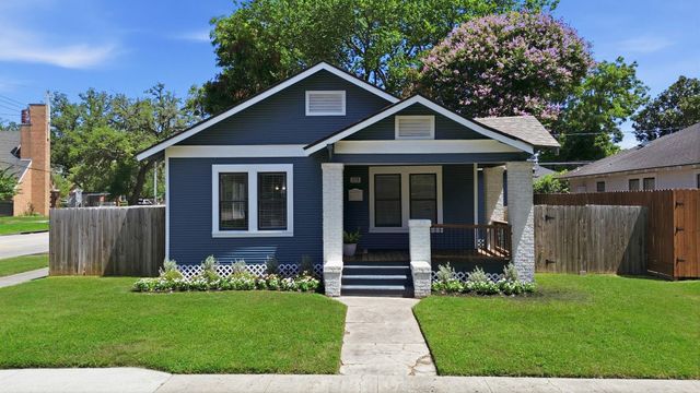 1139 W Gardner Street, Houston, TX 77009