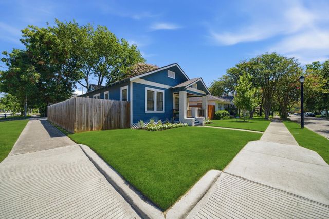 1139 W Gardner Street, Houston, TX 77009