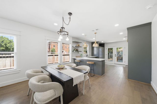 1139 W Gardner Street, Houston, TX 77009