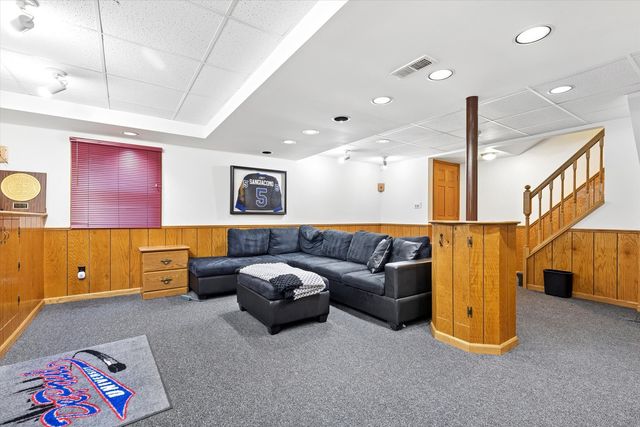 1176 Scott Court, Carol Stream, IL 60188