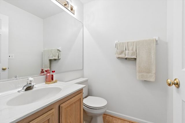 1176 Scott Court, Carol Stream, IL 60188