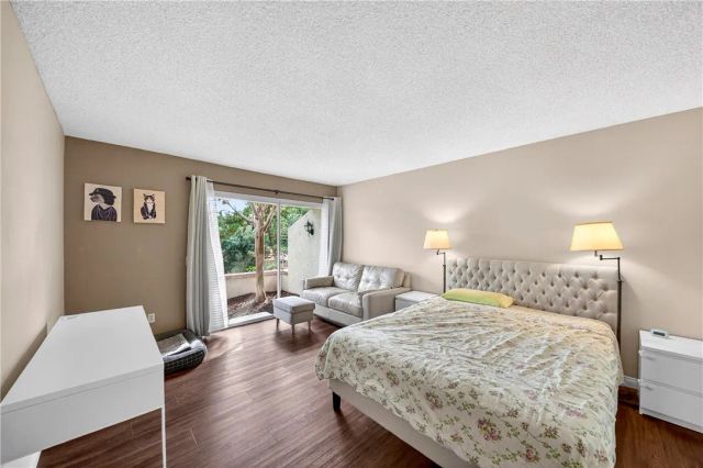 820 Via Zapata, Riverside, CA 92507