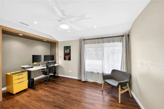 820 Via Zapata, Riverside, CA 92507