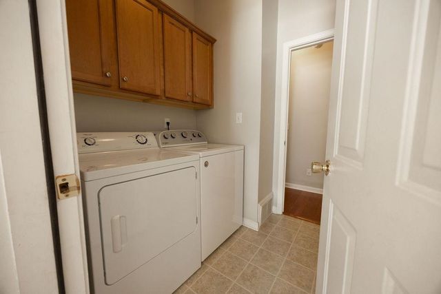 1387 E ISLAND PL E, Memphis, TN 38103