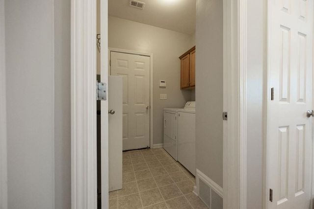 1387 E ISLAND PL E, Memphis, TN 38103