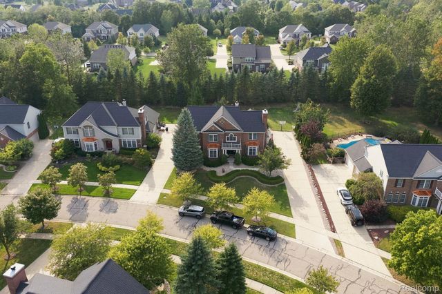 48645 Antique Road, Canton Charter Township, MI 48187