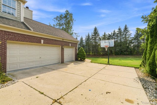 48645 Antique Road, Canton Charter Township, MI 48187