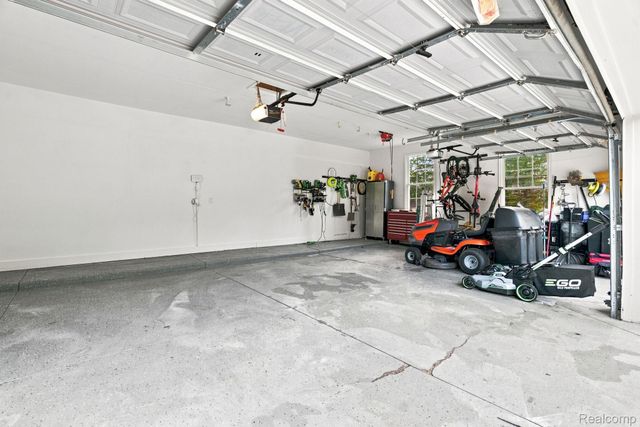 48645 Antique Road, Canton Charter Township, MI 48187