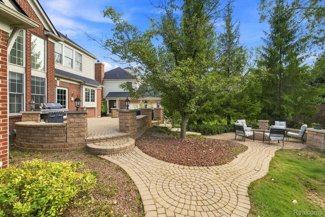 48645 Antique Road, Canton Charter Township, MI 48187
